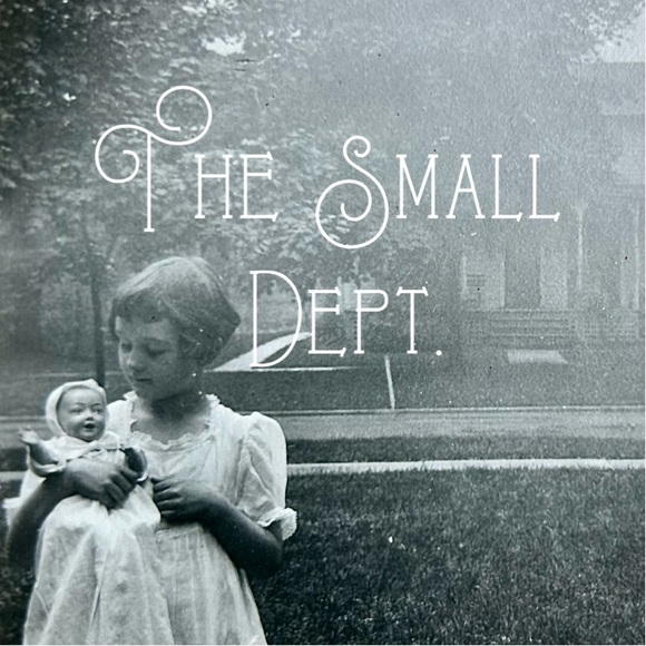 Meet your Posher, Kelli - Picture 1 of 2